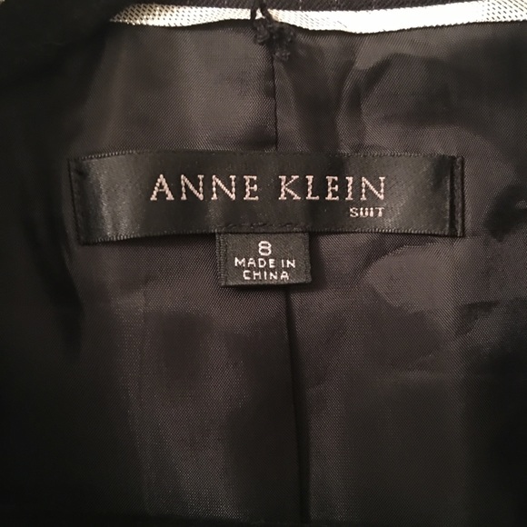 Anne Klein - Picture 2 of 3